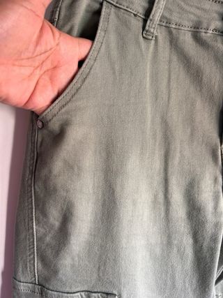 Pantalones cargo verde militar