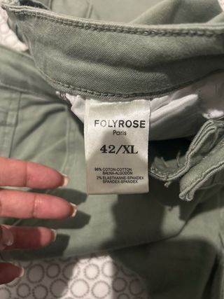 Pantalones cargo verde militar