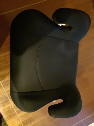 Elevador infantil coche negro