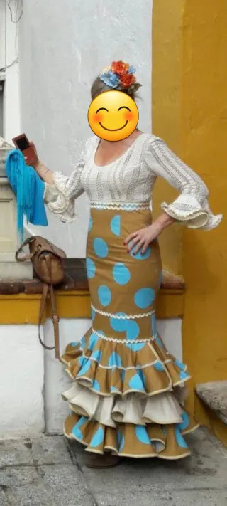 Vestido Flamenca Beige y topos turquesa