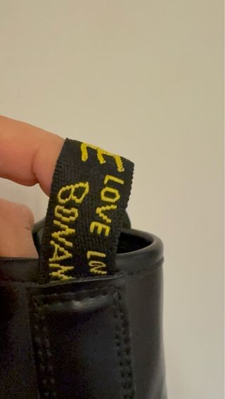 Botines negros con cordones y plataforma