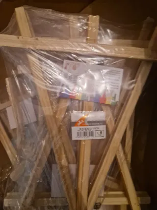 Caballetes de madera para manualidades