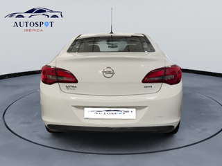 Opel Astra 1.7 CDTi 110cv 2014