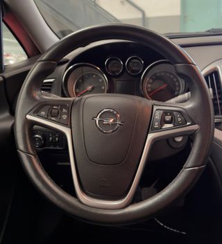 Opel Astra 1.7 CDTi 110cv 2014