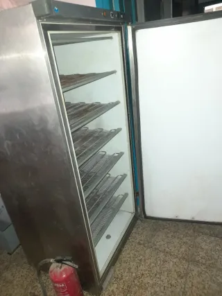 Congeladores Verticales Profesionales