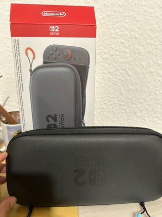 Funda Nintendo Switch 2 + protector de pantalla
