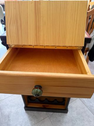 Mueble Botellero Rústico de Madera Maciza