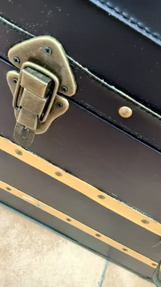 Baúl Vintage Cofre Decorativo Negro y Dorado