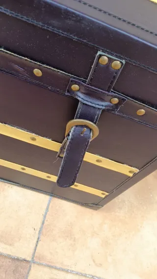 Baúl Vintage Cofre Decorativo Negro y Dorado