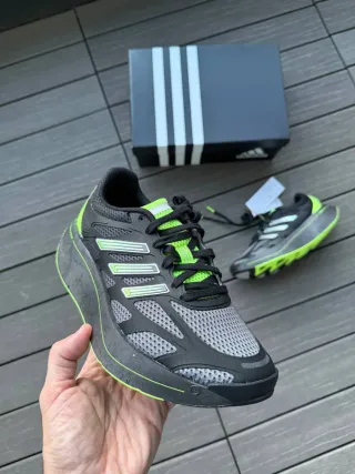 Adidas Aruku Zapatillas Negras y Verdes
