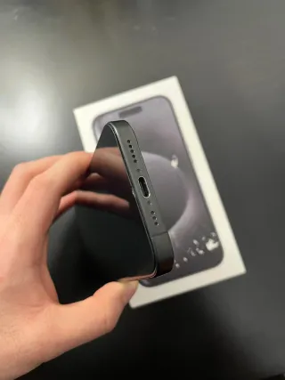 iPhone 15 Pro 128GB Negro