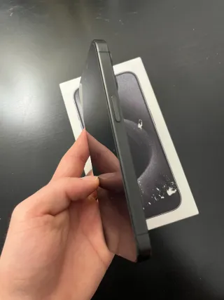 iPhone 15 Pro 128GB Negro