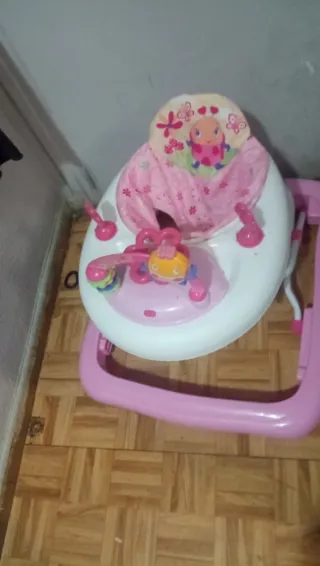 Andadera para bebé con luces