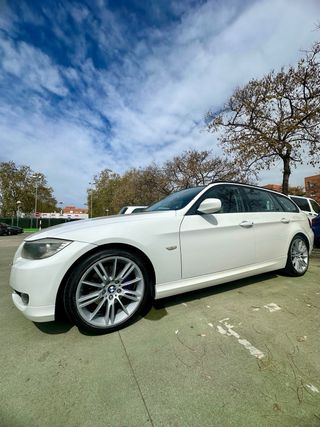 BMW Serie 3 - 318D tourning 2010