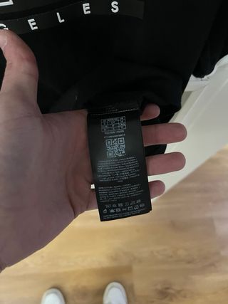 Camiseta Guess Negra Manga Corta