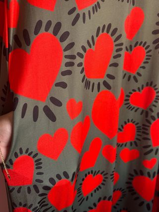 Vestido largo estampado corazones