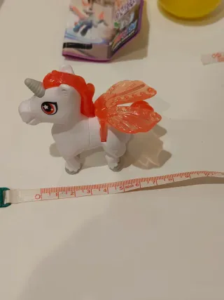 Sorpresa Kinder Maxi Unicorno 2026