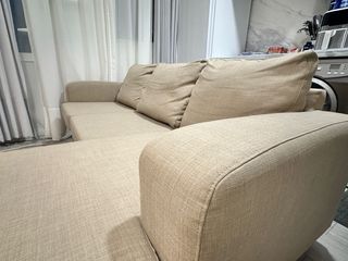 Sofá modular beige de tela