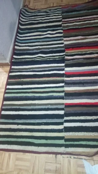 Alfombra de tela a rayas