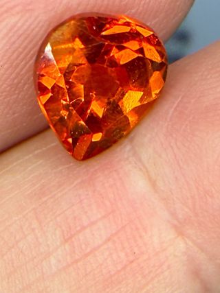 Zafiro Padparadscha 5.05 Ct Pera Naranja