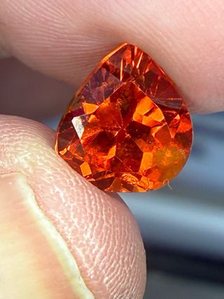 Zafiro Padparadscha 5.05 Ct Pera Naranja