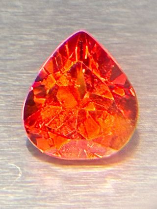 Zafiro Padparadscha 5.05 Ct Pera Naranja