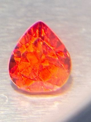 Zafiro Padparadscha 5.05 Ct Pera Naranja