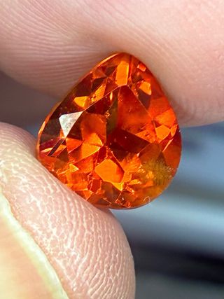 Zafiro Padparadscha 5.05 Ct Pera Naranja