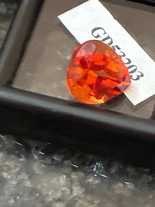 Zafiro Padparadscha 5.05 Ct Pera Naranja