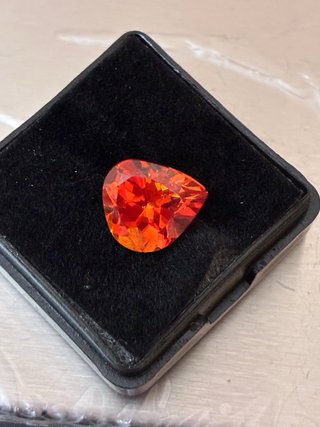 Zafiro Padparadscha 5.05 Ct Pera Naranja