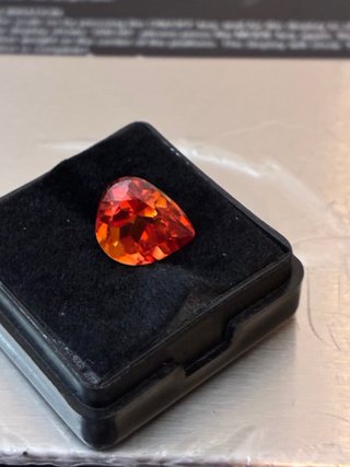 Zafiro Padparadscha 5.05 Ct Pera Naranja