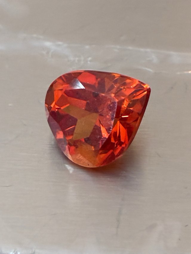 Zafiro Padparadscha 5.05 Ct Pera Naranja