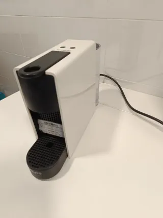 Cafetera Nespresso Krups Blanca