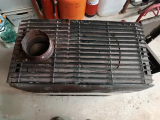 Estufa Stokke Negra y Amarilla