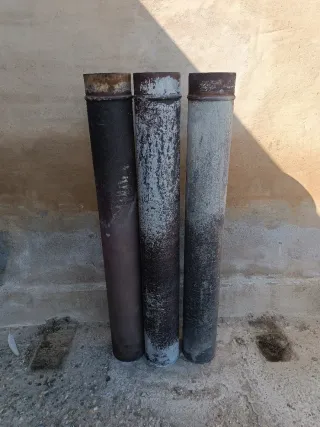Estufa Stokke Negra y Amarilla