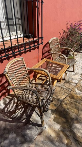 Conjunto ratán: 2 sillones + mesa