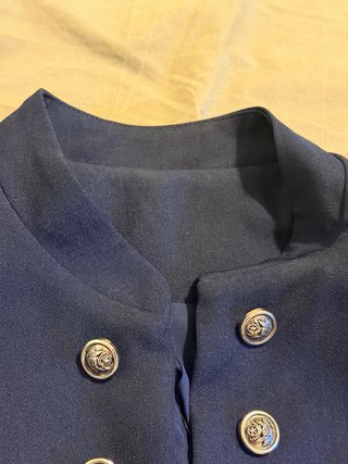 Chaqueta azul marino militar
