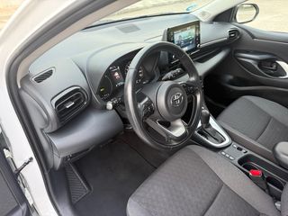 Toyota Yaris hibrido 92.000kms!