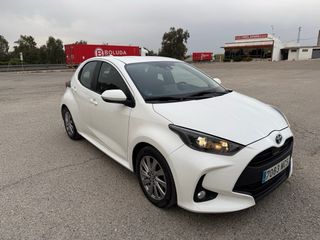 Toyota Yaris hibrido 92.000kms!