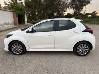 Toyota Yaris hibrido 92.000kms!