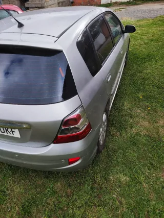 Honda Civic Gris con Radio Navegador y Cámara