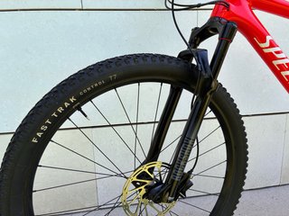 Specialized Epic HT Carbon Roja, talla L 2025