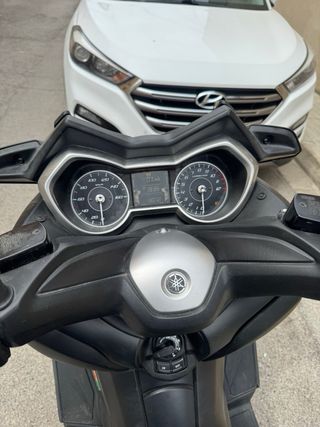 Yamaha Xmax 2021 8000km