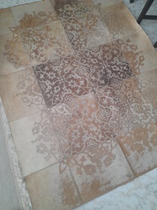 Alfombra de cuero patchwork beige y marrón