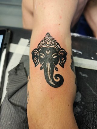 Tatuaje económico
