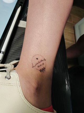 Tatuaje económico