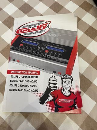 Cargador Corally 2240 Duo