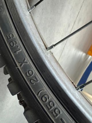 Bicicleta Urbana con Cesta Verde