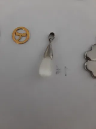 Dettagli e accessori per gioielli.