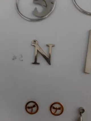 Dettagli e accessori per gioielli.